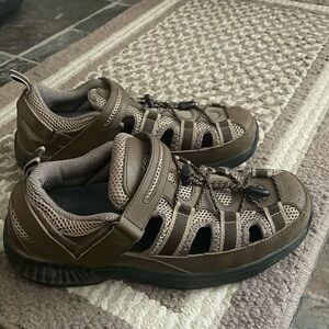 Orthofeet Biofit Leather Upper Sandals Mens size 9 Extra Wide